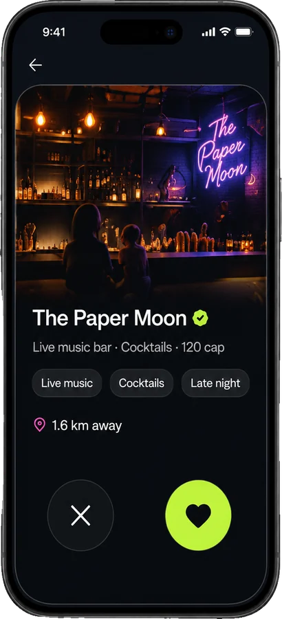 Swiping on The Paper Moon venue card